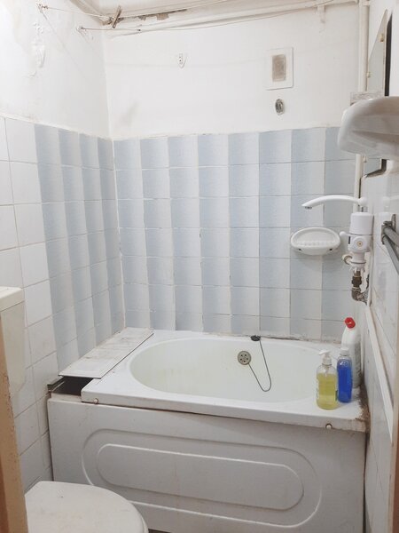 Toporasi, Branistari, Iacob Andrei, Baduc, garsoniera etaj 1/P+4